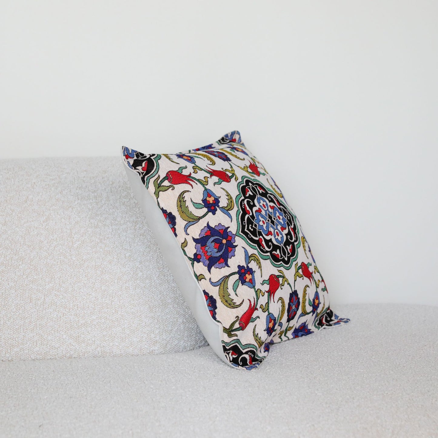 Ottoman Bloom