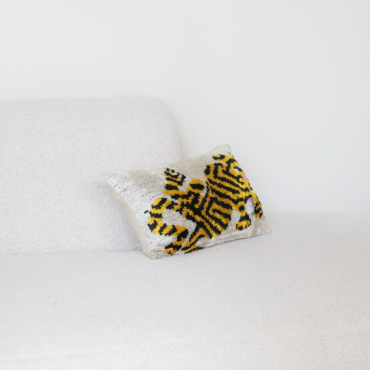 Velvet Ikat Mini Wild