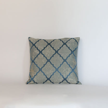 Quatrefoil Double-Sided