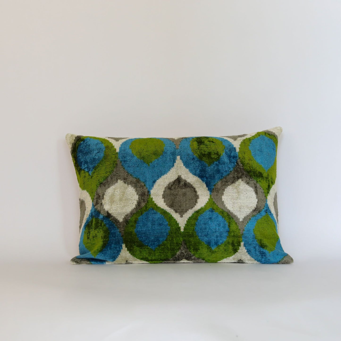 Velvet Ikat Colourful Loop